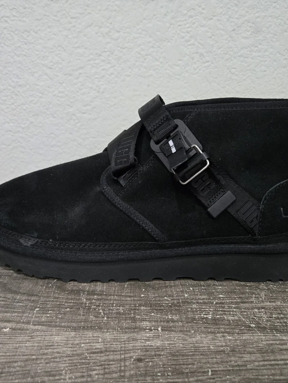 UGG Neumel Quickclick Chukka Black Men's Boots Size 12 S/N 1130720